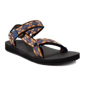 black platform tevas